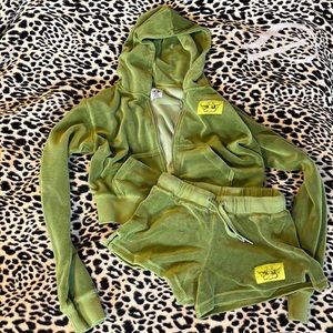 boys lie green velour tracksuit xs